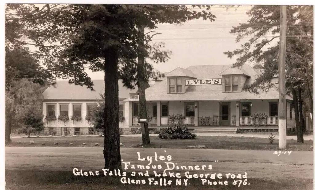 Lyle's Famous Dinners, Glens Falls NY